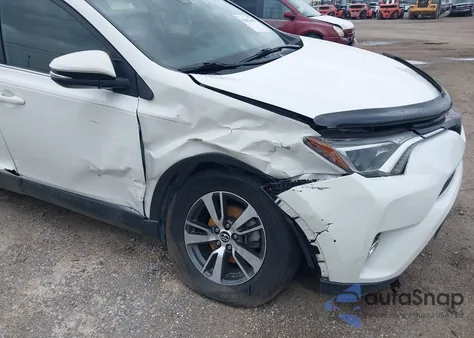 2018 Toyota Rav4 Xle from USA, damaged, VIN JTMWFREVXJJ170105